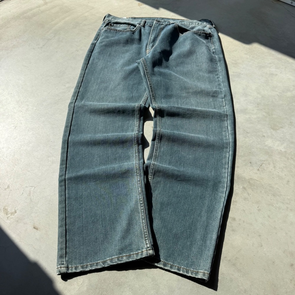 Vintage y2k Relaxed Fit Levi's Jeans